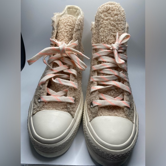 Cozy Club Platform High Top Chuck Taylor All Star - Picture 8 of 13